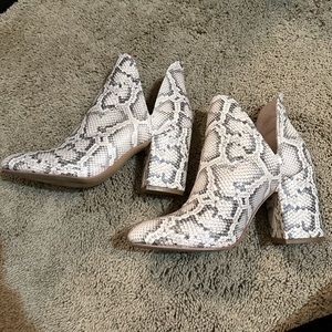 Women’s Steve Madden Rookie Booties